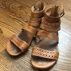Bed|Stu Artemis Sandal (Tan Rustic)